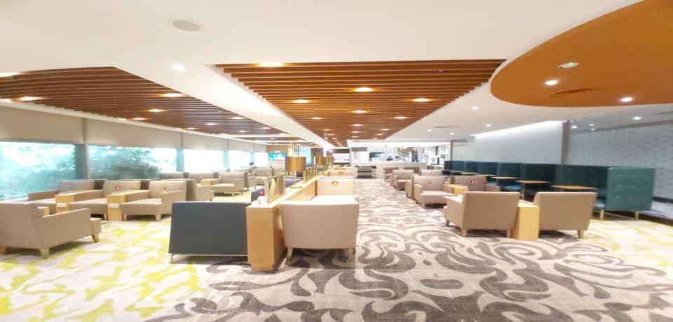 Ambassador Transit Lounge Terminal 3 Hotel Singapore Buitenkant foto